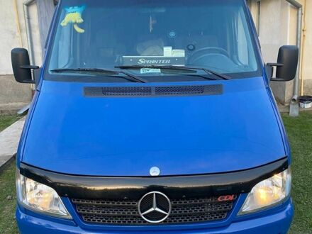 Синій Мерседес Sprinter, об'ємом двигуна 0.22 л та пробігом 100 тис. км за 12500 $, фото 1 на Automoto.ua