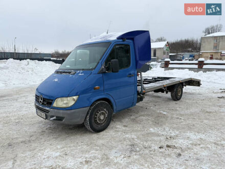 Синий Мерседес Sprinter, объемом двигателя 2.2 л и пробегом 690 тыс. км за 9900 $, фото 1 на Automoto.ua