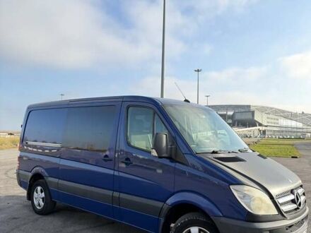 Синій Мерседес Sprinter, об'ємом двигуна 2.15 л та пробігом 306 тис. км за 11500 $, фото 1 на Automoto.ua