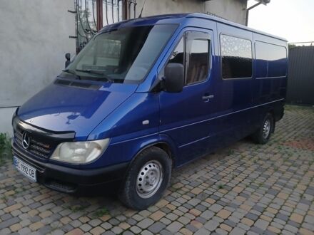Синий Мерседес Sprinter, объемом двигателя 2.7 л и пробегом 600 тыс. км за 11304 $, фото 1 на Automoto.ua