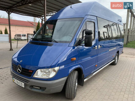 Синій Мерседес Sprinter, об'ємом двигуна 2.69 л та пробігом 320 тис. км за 14000 $, фото 1 на Automoto.ua