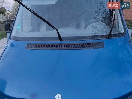 Синий Мерседес Sprinter, объемом двигателя 0 л и пробегом 430 тыс. км за 9900 $, фото 1 на Automoto.ua