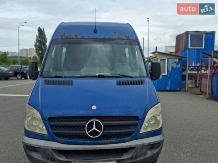 Синий Мерседес Sprinter, объемом двигателя 2.2 л и пробегом 524 тыс. км за 5999 $, фото 1 на Automoto.ua
