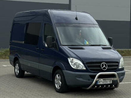 Синий Мерседес Sprinter, объемом двигателя 2.15 л и пробегом 200 тыс. км за 13200 $, фото 1 на Automoto.ua