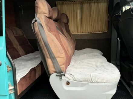 Синий Мерседес Sprinter, объемом двигателя 2.69 л и пробегом 685 тыс. км за 11500 $, фото 1 на Automoto.ua