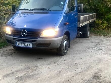 Синий Мерседес Sprinter, объемом двигателя 2.69 л и пробегом 343 тыс. км за 14500 $, фото 1 на Automoto.ua
