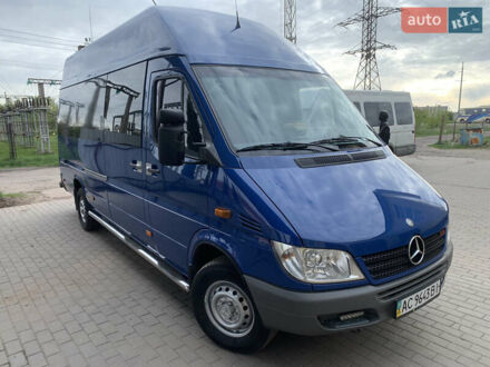 Синий Мерседес Sprinter, объемом двигателя 2.69 л и пробегом 320 тыс. км за 14500 $, фото 1 на Automoto.ua