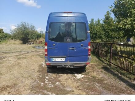 Мерседес Sprinter 2007 у Павлограде на Automoto.ua Синій Мерседес Sprinter, об'ємом двигуна 2.1 л та пробігом 610 тис. км за 8000 $, фото 1 на Automoto.ua