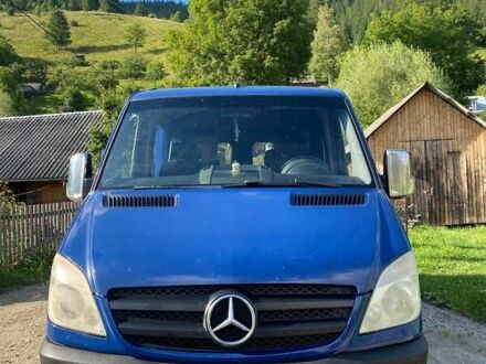 Синий Мерседес Sprinter, объемом двигателя 2.15 л и пробегом 100 тыс. км за 9000 $, фото 1 на Automoto.ua