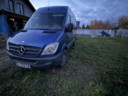 Синій Мерседес Sprinter, об'ємом двигуна 2.99 л та пробігом 450 тис. км за 12700 $, фото 1 на Automoto.ua