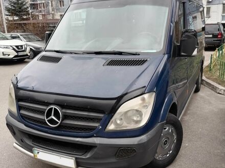 Синій Мерседес Sprinter, об'ємом двигуна 0 л та пробігом 750 тис. км за 10000 $, фото 1 на Automoto.ua