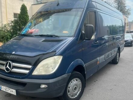 Синий Мерседес Sprinter, объемом двигателя 2.99 л и пробегом 340 тыс. км за 9000 $, фото 1 на Automoto.ua