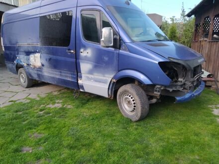 Синий Мерседес Sprinter, объемом двигателя 2 л и пробегом 180 тыс. км за 4500 $, фото 1 на Automoto.ua