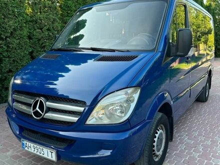 Синий Мерседес Sprinter, объемом двигателя 2.99 л и пробегом 420 тыс. км за 14500 $, фото 1 на Automoto.ua