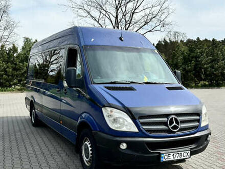 Синий Мерседес Sprinter, объемом двигателя 2.15 л и пробегом 368 тыс. км за 11700 $, фото 1 на Automoto.ua