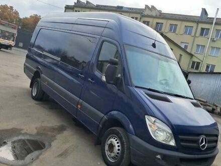 Синий Мерседес Sprinter, объемом двигателя 3 л и пробегом 270 тыс. км за 26900 $, фото 1 на Automoto.ua