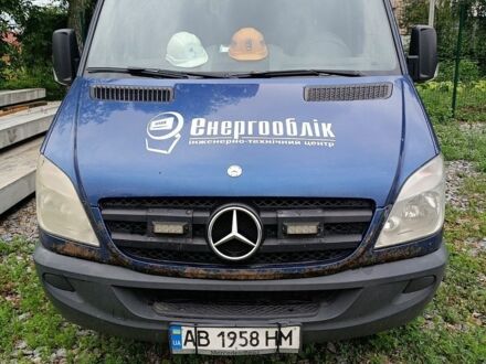 Синий Мерседес Sprinter, объемом двигателя 2.15 л и пробегом 2 тыс. км за 10000 $, фото 1 на Automoto.ua