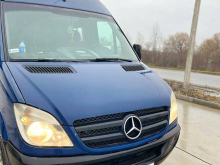 Мерседес Sprinter 2009 в Черновцах на Automoto.ua Синий Мерседес Sprinter, объемом двигателя 2.9 л и пробегом 320 тыс. км за 25000 $, фото 1 на Automoto.ua