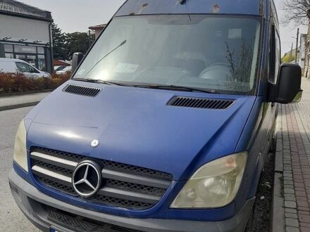 Синій Мерседес Sprinter, об'ємом двигуна 2.2 л та пробігом 445 тис. км за 6500 $, фото 1 на Automoto.ua