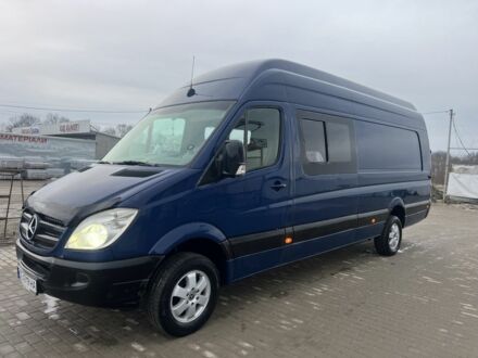 Синий Мерседес Sprinter, объемом двигателя 3 л и пробегом 800 тыс. км за 19500 $, фото 1 на Automoto.ua