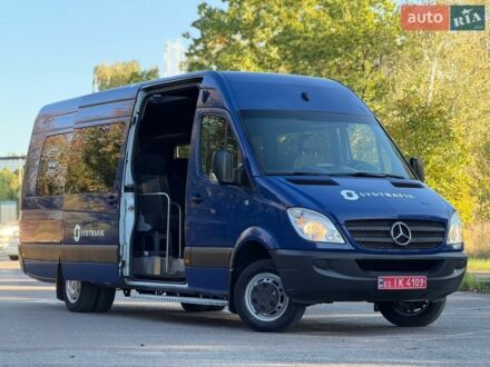 Синий Мерседес Sprinter, объемом двигателя 2.2 л и пробегом 493 тыс. км за 24900 $, фото 1 на Automoto.ua
