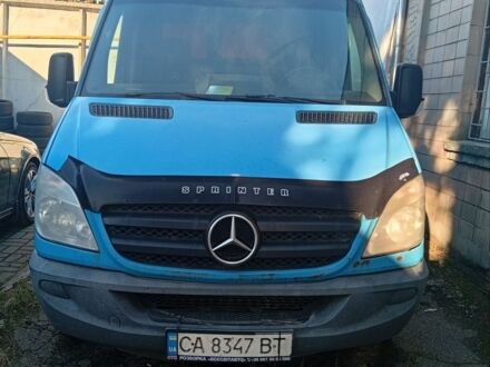Синий Мерседес Sprinter, объемом двигателя 2.2 л и пробегом 400 тыс. км за 11500 $, фото 1 на Automoto.ua