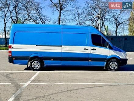 Синий Мерседес Sprinter, объемом двигателя 3 л и пробегом 500 тыс. км за 14900 $, фото 1 на Automoto.ua