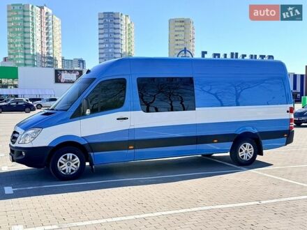 Синий Мерседес Sprinter, объемом двигателя 3 л и пробегом 500 тыс. км за 14900 $, фото 1 на Automoto.ua