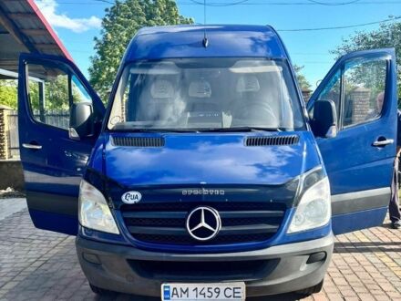Синий Мерседес Sprinter, объемом двигателя 3 л и пробегом 351 тыс. км за 16200 $, фото 1 на Automoto.ua