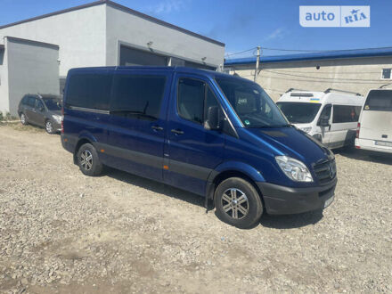 Синий Мерседес Sprinter, объемом двигателя 2.2 л и пробегом 317 тыс. км за 18500 $, фото 1 на Automoto.ua