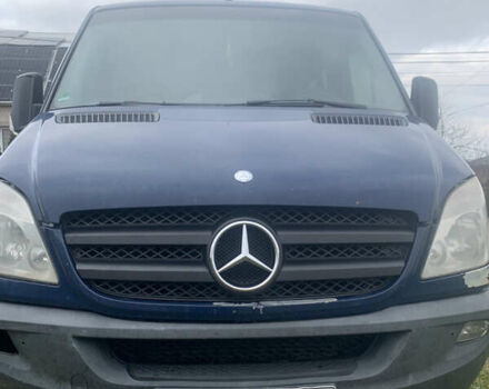 Синий Мерседес Sprinter, объемом двигателя 2.14 л и пробегом 565 тыс. км за 12500 $, фото 1 на Automoto.ua