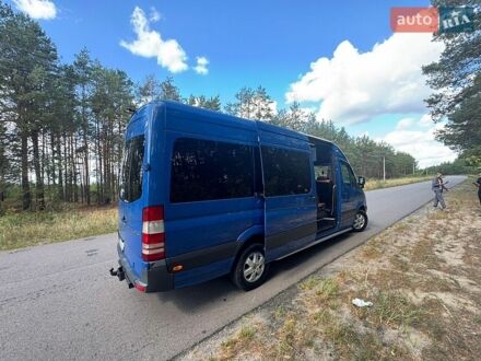 Синий Мерседес Sprinter, объемом двигателя 2.99 л и пробегом 580 тыс. км за 25700 $, фото 1 на Automoto.ua
