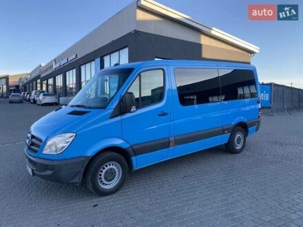 Синий Мерседес Sprinter, объемом двигателя 2.2 л и пробегом 334 тыс. км за 13800 $, фото 1 на Automoto.ua