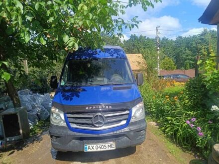 Синий Мерседес Sprinter, объемом двигателя 2.1 л и пробегом 268 тыс. км за 15989 $, фото 1 на Automoto.ua