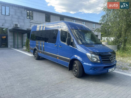 Мерседес Sprinter 2014 в Киеве на Automoto.ua Синий Мерседес Sprinter, объемом двигателя 2.1 л и пробегом 348 тыс. км за 27999 $, фото 1 на Automoto.ua