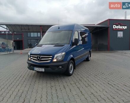 Синий Мерседес Sprinter, объемом двигателя 2.2 л и пробегом 288 тыс. км за 27609 $, фото 1 на Automoto.ua