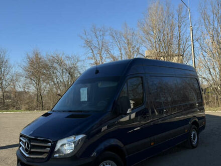 Синий Мерседес Sprinter, объемом двигателя 2.14 л и пробегом 337 тыс. км за 17200 $, фото 1 на Automoto.ua