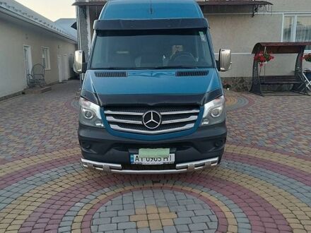 Синий Мерседес Sprinter, объемом двигателя 2.99 л и пробегом 581 тыс. км за 30000 $, фото 1 на Automoto.ua