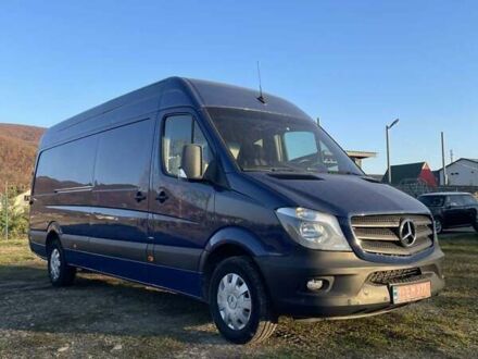 Синий Мерседес Sprinter, объемом двигателя 2.2 л и пробегом 360 тыс. км за 18900 $, фото 1 на Automoto.ua