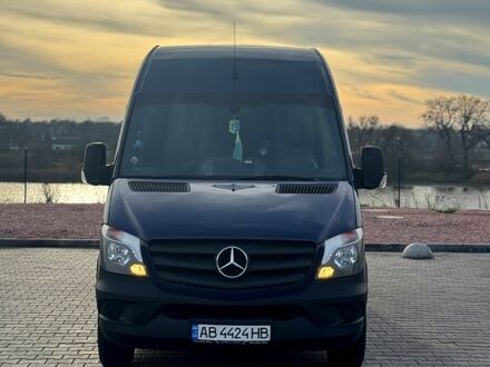 Синий Мерседес Sprinter, объемом двигателя 2.1 л и пробегом 238 тыс. км за 35999 $, фото 1 на Automoto.ua