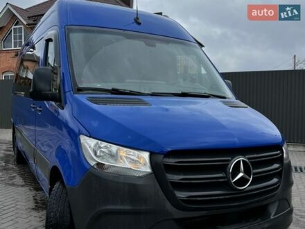 Синий Мерседес Sprinter, объемом двигателя 2.14 л и пробегом 400 тыс. км за 33000 $, фото 1 на Automoto.ua
