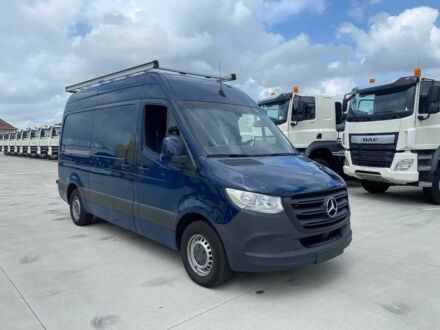 Синий Мерседес Sprinter, объемом двигателя 2.2 л и пробегом 40 тыс. км за 21900 $, фото 1 на Automoto.ua