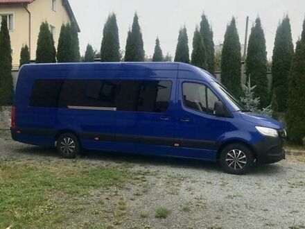 Синий Мерседес Sprinter, объемом двигателя 2.1 л и пробегом 350 тыс. км за 32000 $, фото 1 на Automoto.ua