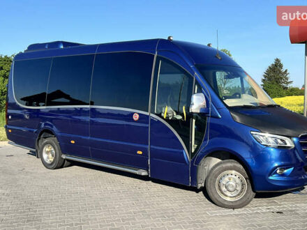 Мерседес Sprinter 2019 в Киеве на Automoto.ua Синий Мерседес Sprinter, объемом двигателя 2.99 л и пробегом 420 тыс. км за 83081 $, фото 1 на Automoto.ua