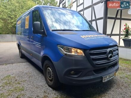 Синий Мерседес Sprinter, объемом двигателя 2.1 л и пробегом 220 тыс. км за 31500 $, фото 1 на Automoto.ua