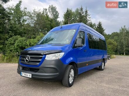 Синий Мерседес Sprinter, объемом двигателя 2.1 л и пробегом 420 тыс. км за 29300 $, фото 1 на Automoto.ua
