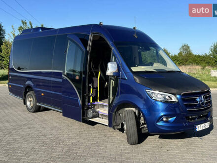 Синий Мерседес Sprinter, объемом двигателя 3 л и пробегом 420 тыс. км за 73600 $, фото 1 на Automoto.ua