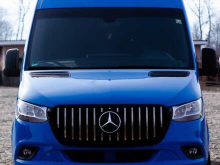 Мерседес Sprinter 2019 в Тячеве на Automoto.ua Синий Мерседес Sprinter, объемом двигателя 2.14 л и пробегом 205 тыс. км за 38900 $, фото 1 на Automoto.ua