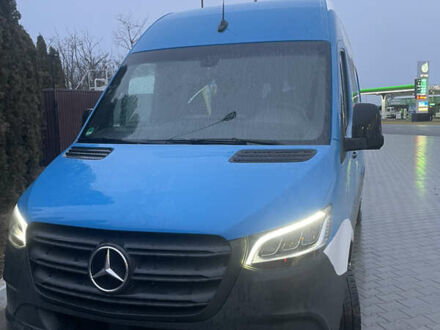 Мерседес Sprinter 2019 в Черновцах на Automoto.ua Синий Мерседес Sprinter, объемом двигателя 2.2 л и пробегом 287 тыс. км за 39700 $, фото 1 на Automoto.ua