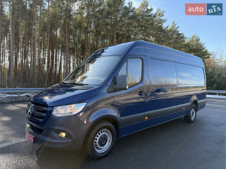 Синий Мерседес Sprinter, объемом двигателя 2.99 л и пробегом 410 тыс. км за 29999 $, фото 1 на Automoto.ua